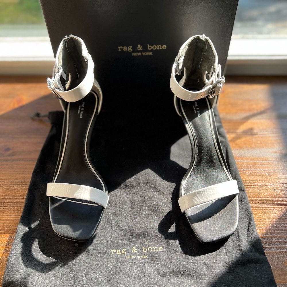 Rag & Bone Ellis Mid Heel size 11/41 White Patent Leather